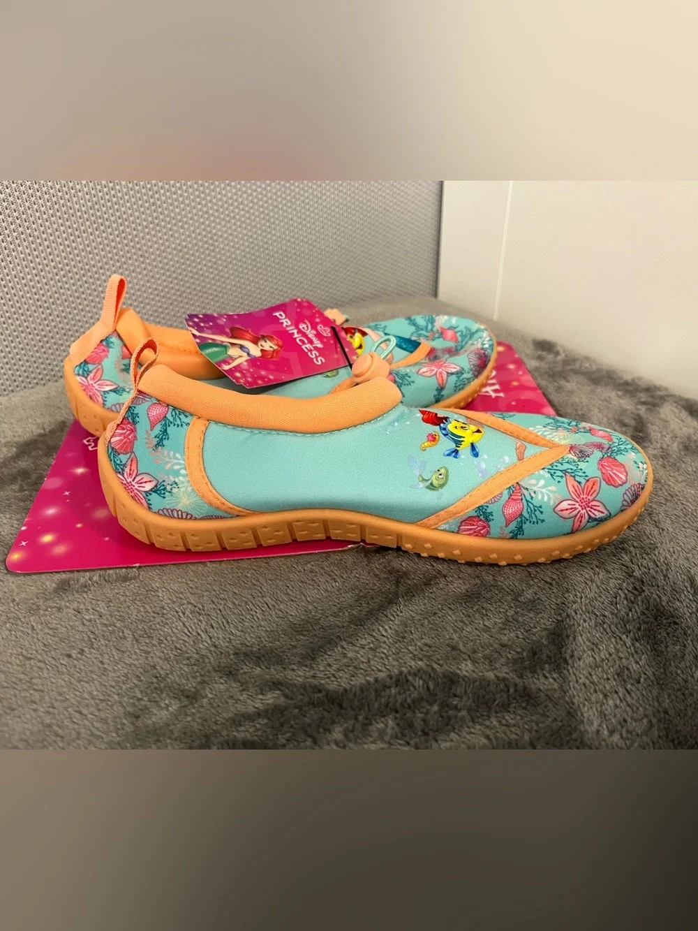 Disney Princess Ariel Toddler Water Shoes. Licensed. Adjustable strap. 11-12 NWT